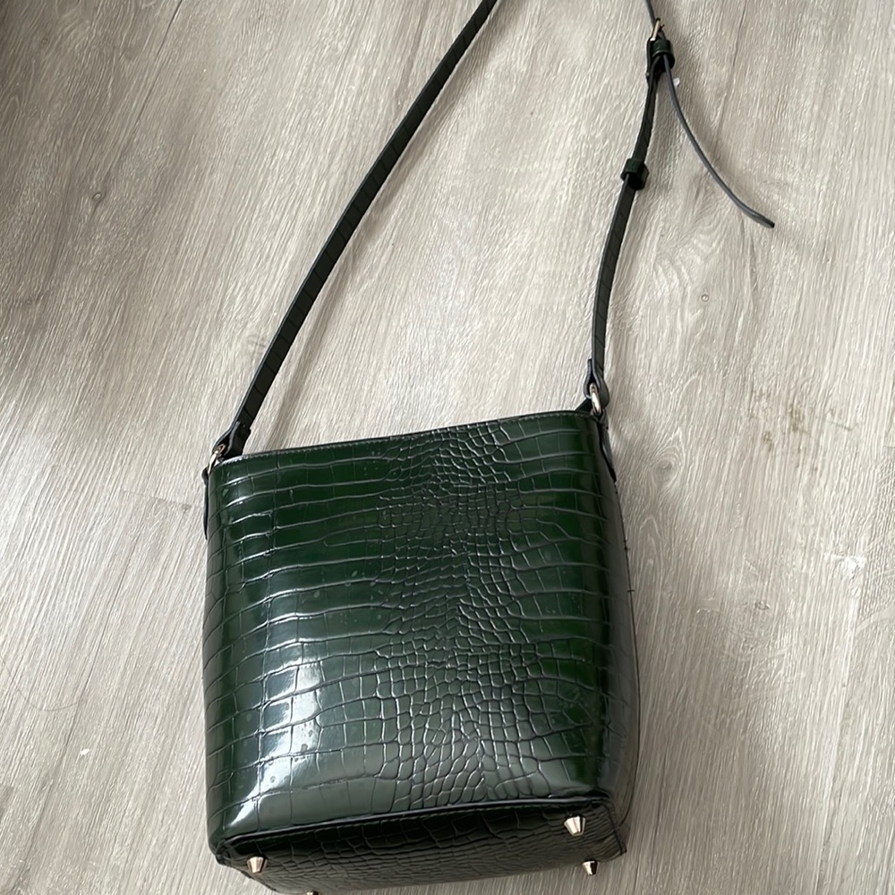 Zara dark green bucket bag